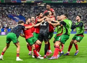 开云体育官方网站-足球比赛中，多支球队奋力拼搏，力争胜出的简单介绍