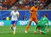 开云官网-荷兰绝杀马德里竞技，格列兹曼送出助攻