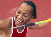 开云体育下载-2026世界杯焦点战前奏，猛龙生死战取胜火箭，为全球体育盛宴预热