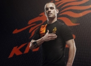 开云平台-欧冠淘汰赛之夜，乔治的制胜表现如何改写历史