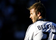 开云体育中国官网-法拉利翻盘阿斯顿马丁，皮亚斯特里统治全场，一场策略与天赋的完美风暴