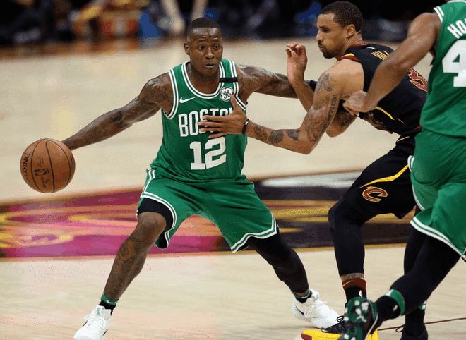 日本男篮碾压凯尔特人B队,麦科勒姆爆发神勇 日本男篮碾压凯尔特人B队,麦科勒姆爆发神勇