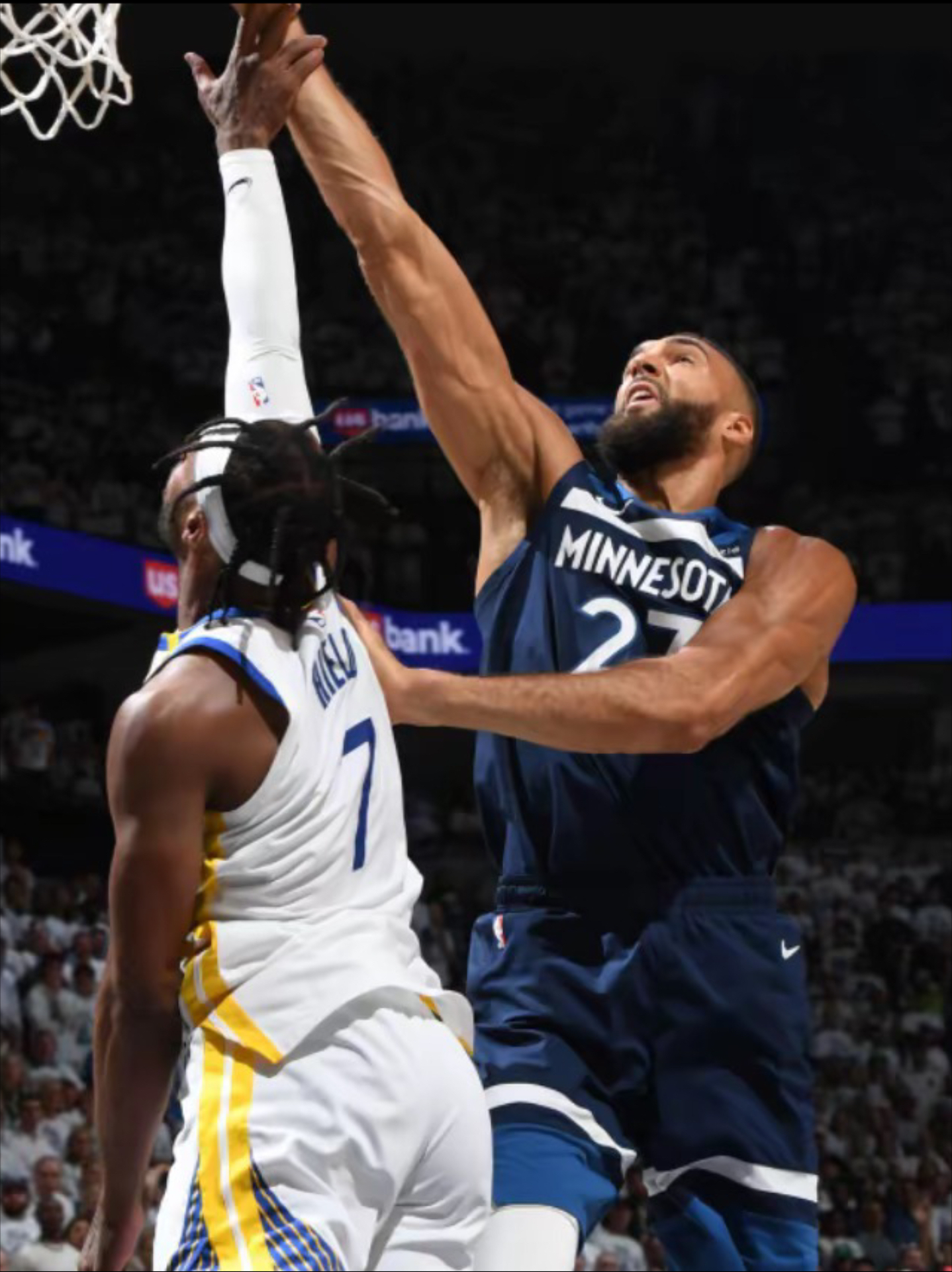 勇士客场惨败魔术,遭遇三连败 勇士客场惨败魔术,遭遇三连败