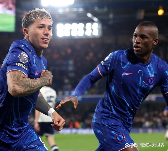 切尔西客场小胜,领军位置继续巩固 切尔西客场小胜,领军位置继续巩固