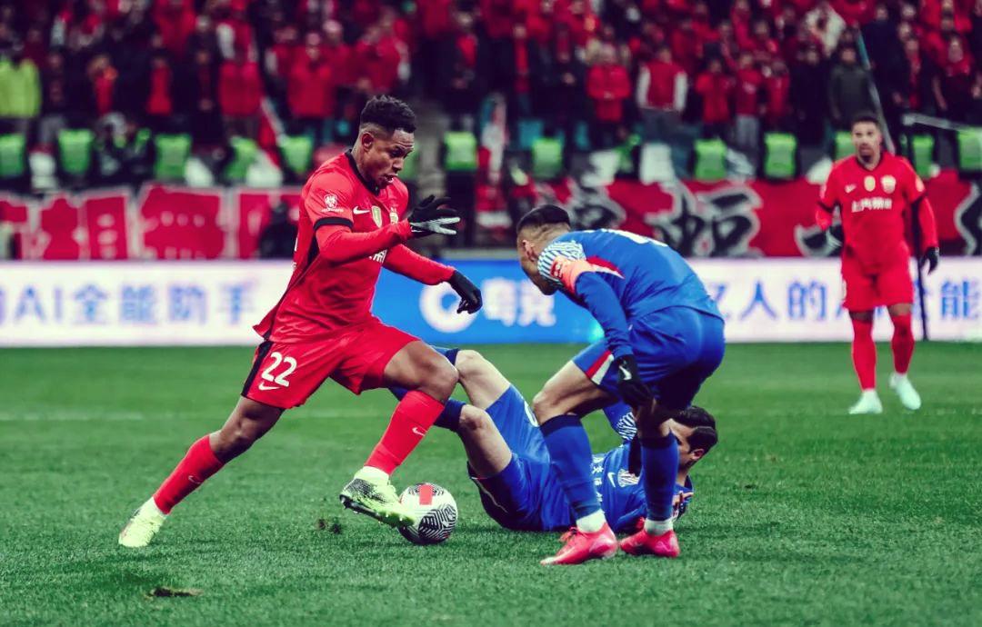 球队新援入选初登场即有出色表现的简单介绍