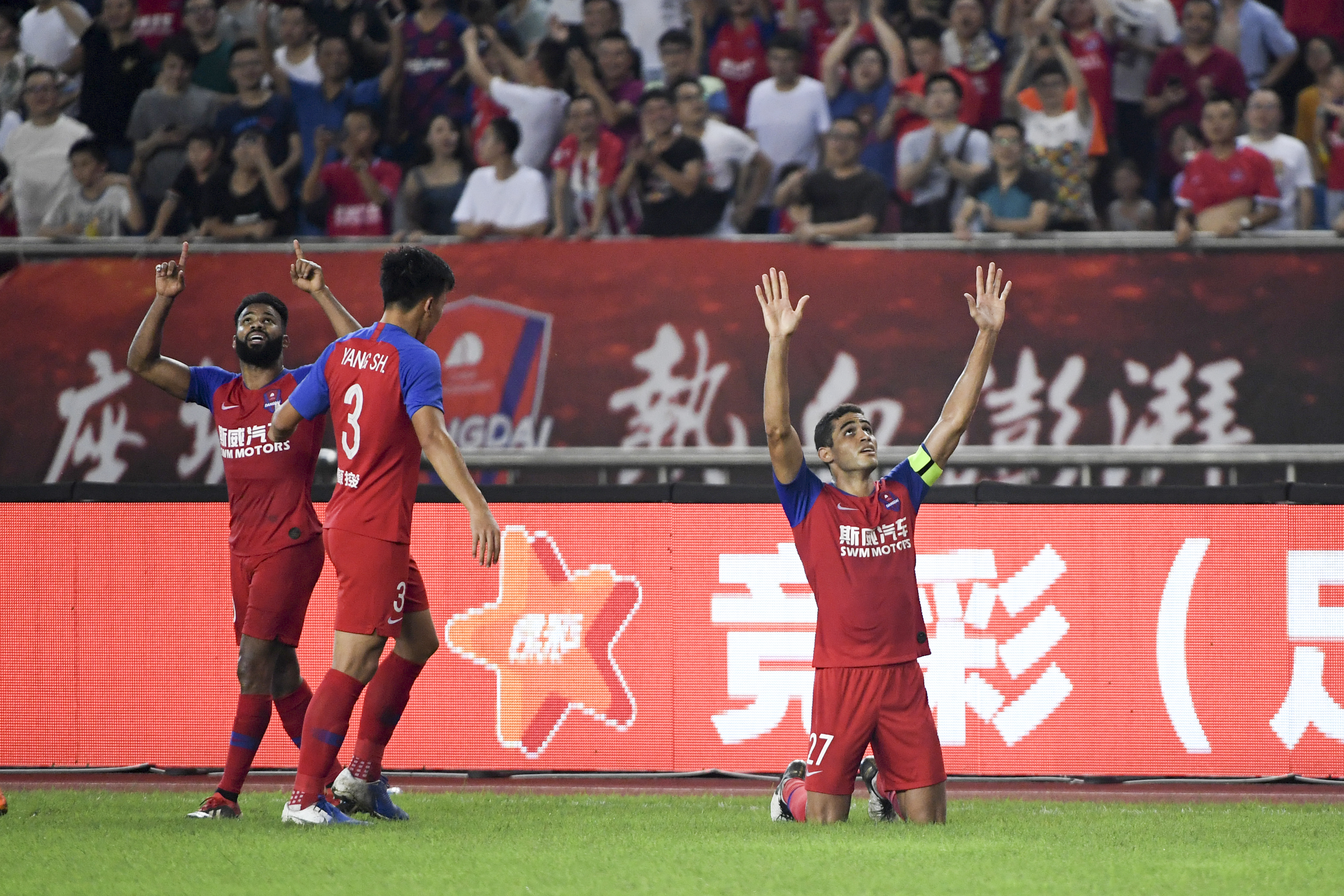 重庆斯威客场表现出色,给中超球队带来压力 重庆斯威客场表现出色,给中超球队带来压力