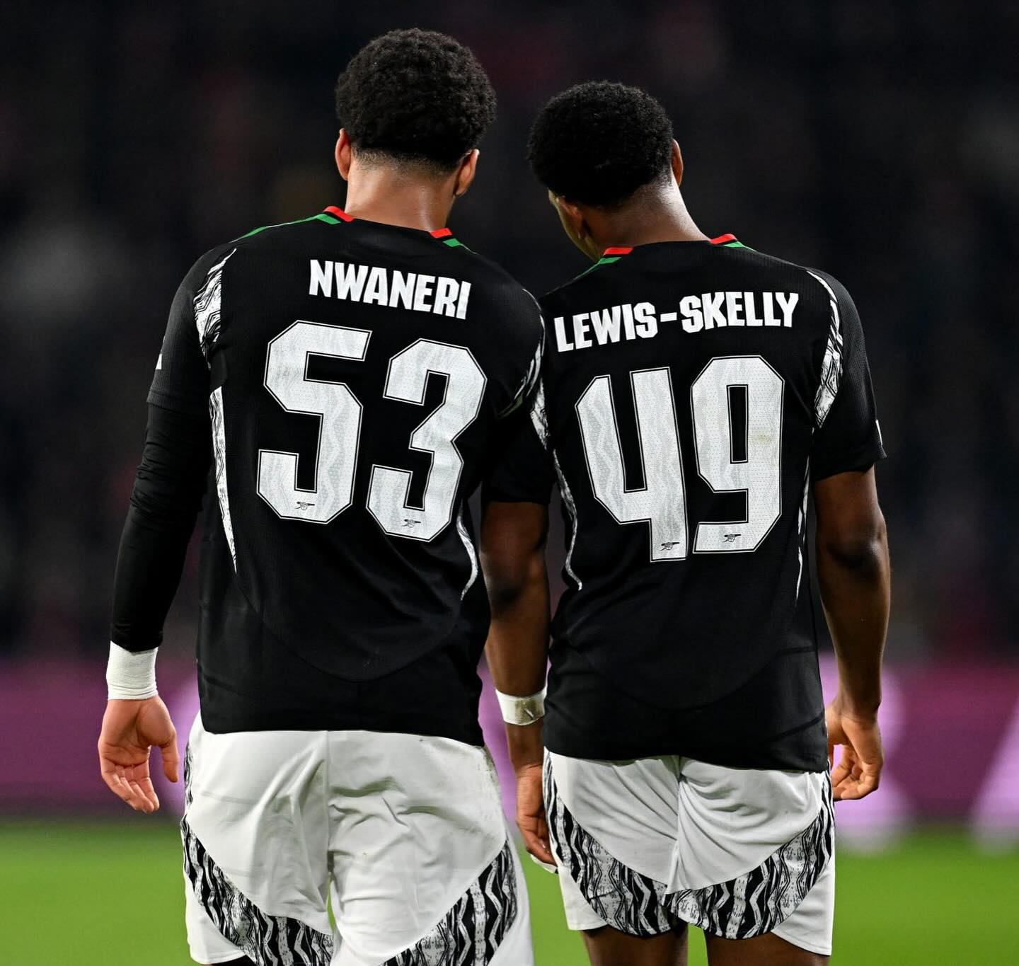 阿森纳客场告捷,挽回连败颓势 阿森纳客场告捷,挽回连败颓势