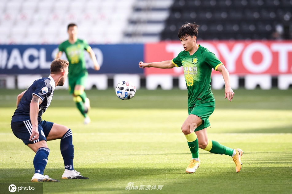 西雅图喜获胜利,领跑积分榜 西雅图喜获胜利,领跑积分榜