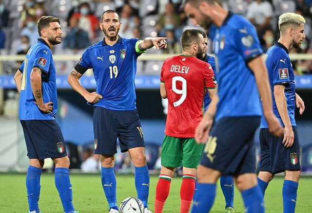 关于瑞典与西班牙战平，晋级之路波折的信息