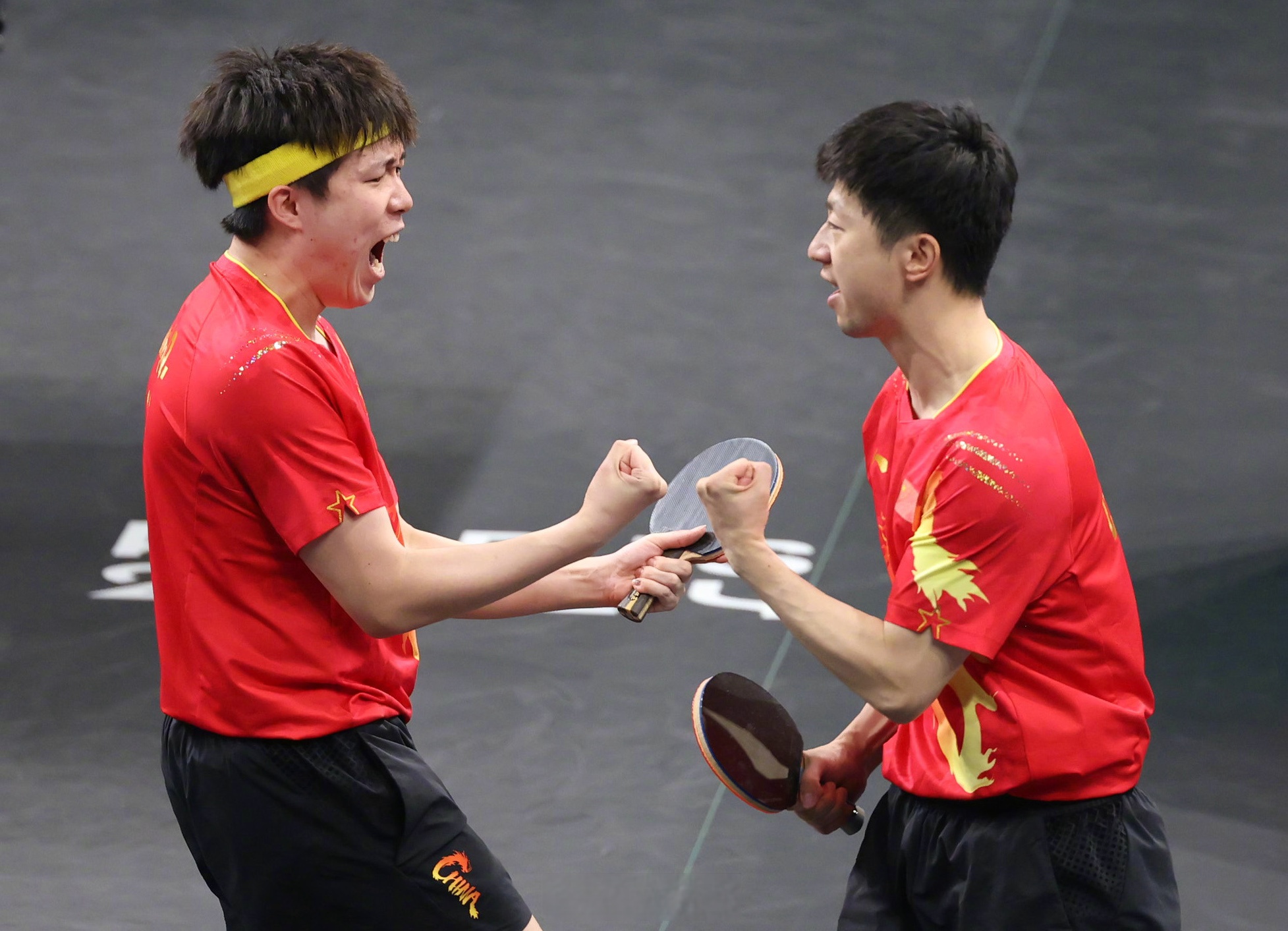 比利时乒乓球队鏖战法国乒乓球队，马龙送出助攻的简单介绍