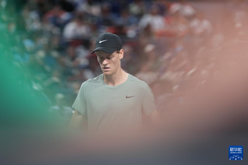 关于ATP总决赛逆转蒙特卡洛大师赛，辛纳高光表现的信息