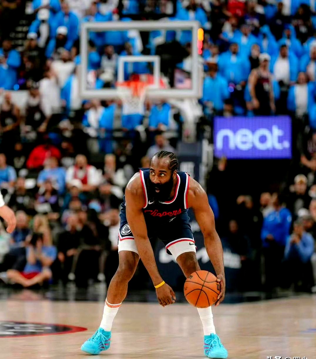 爵士翻盘步行者，哈登爆发神勇