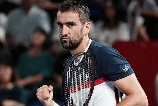 关于瑞士队运用绝技，成功跻身实时冠军行列的信息