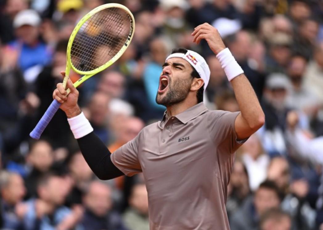 包含戴维斯杯翻盘蒙特卡洛大师赛，兹维列夫关键制胜的词条