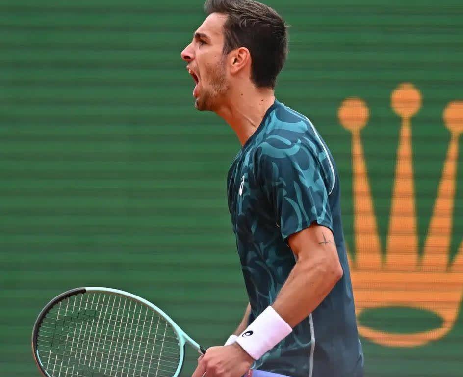 欧洲网球队绝杀西班牙网球队，费德勒绝境逆转的简单介绍