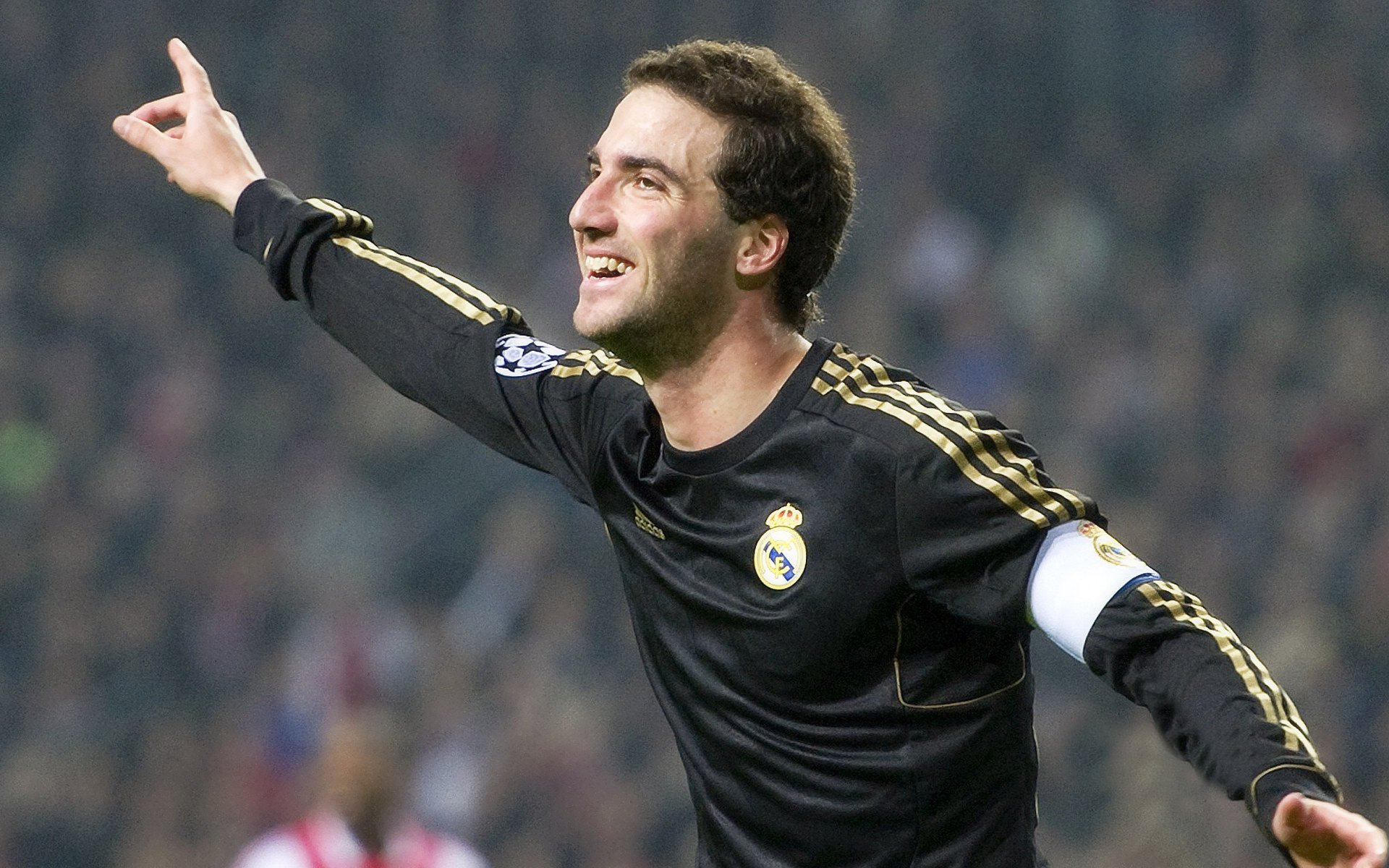 双重奏鸣曲，弗拉霍维奇爆发奏响个人华章，毕尔巴鄂铁血压制谱写战术史诗