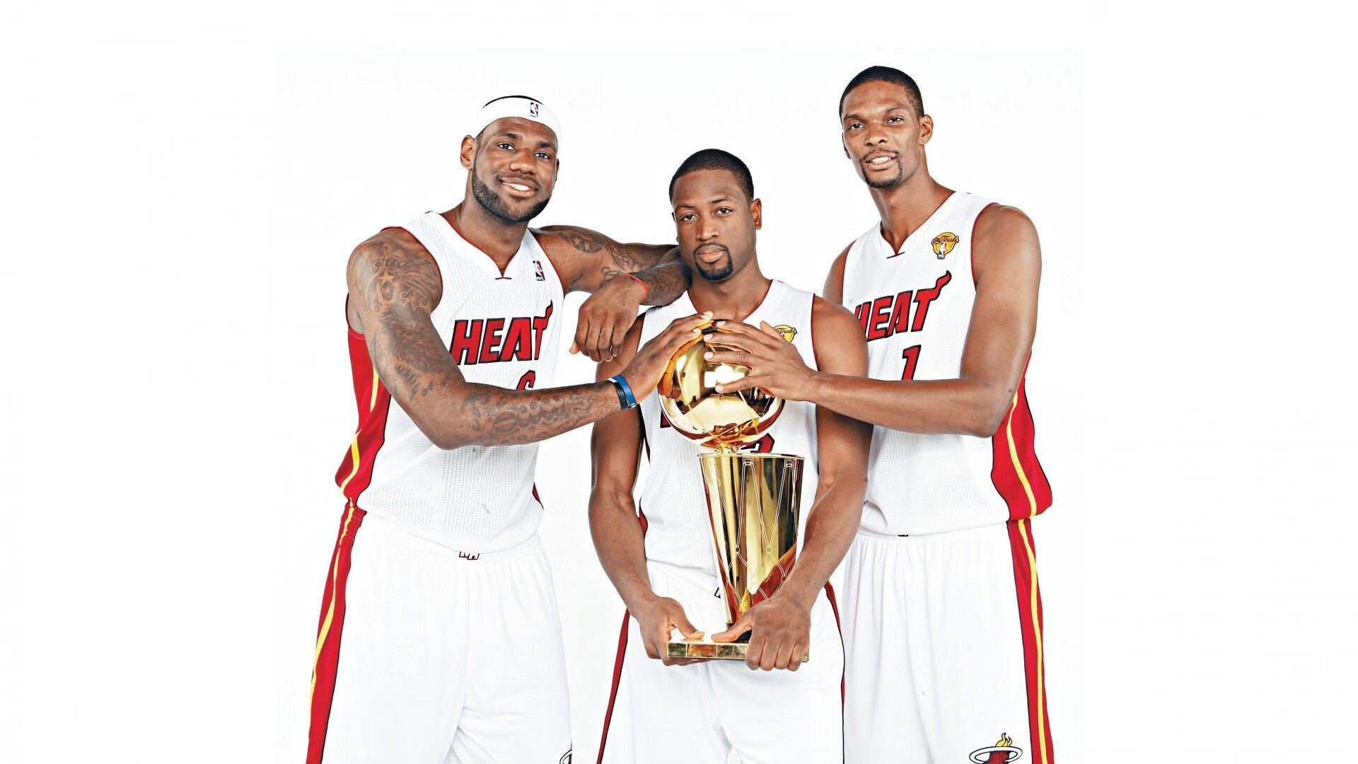 横扫与惊艳，公牛王朝的序曲与杜兰特的时代宣言